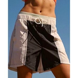 Free People NWOT Athletic Shorts Small